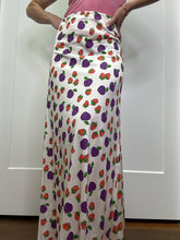 Load image into Gallery viewer, Fruity Skirt, 1960’s, 26” Waist