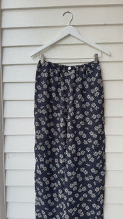 Daisy Pants, 1990’s, 28” Waist