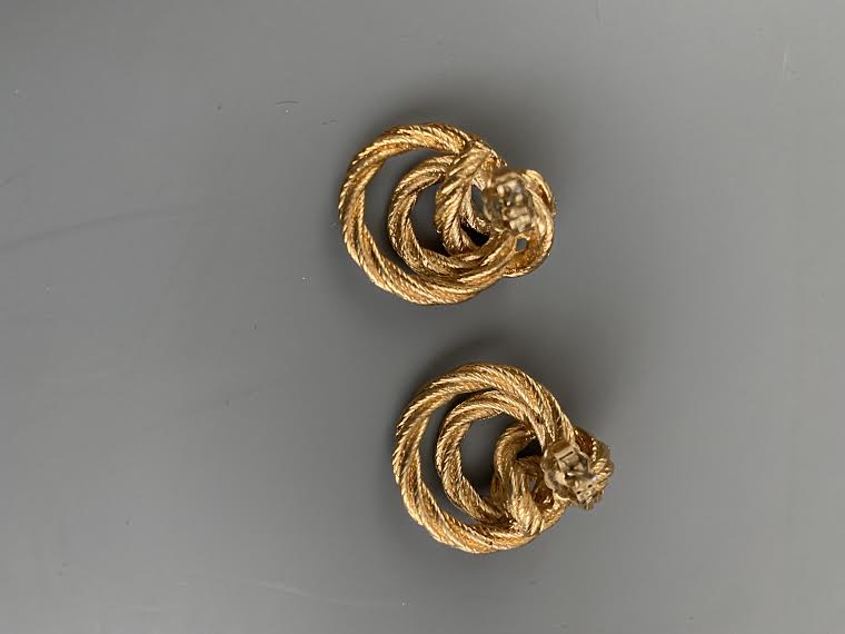 1970's Avon Gold Circle Earrings