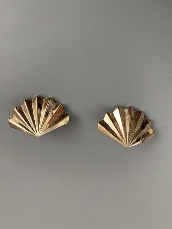 1970's Vintage Fan Earrings