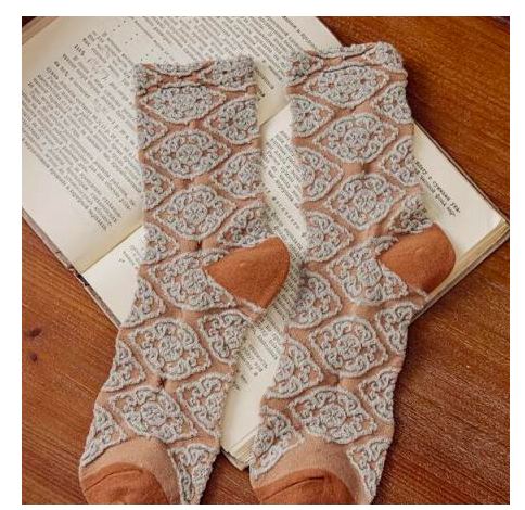 Lace print socks