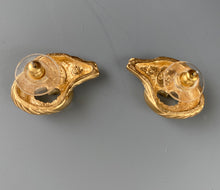 Load image into Gallery viewer, 1970’s Avon Ram Earrings