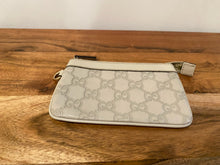 Load image into Gallery viewer, Gucci, Off White Monogram Guccissima wallet, 34