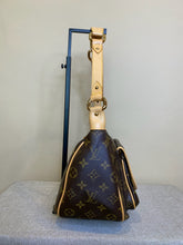 Load image into Gallery viewer, Louis Vuitton, Monogram Tikal GM, 15
