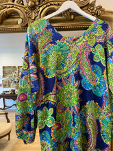 Load image into Gallery viewer, Groovy Missy Dress, 1960’s, 40” Bust