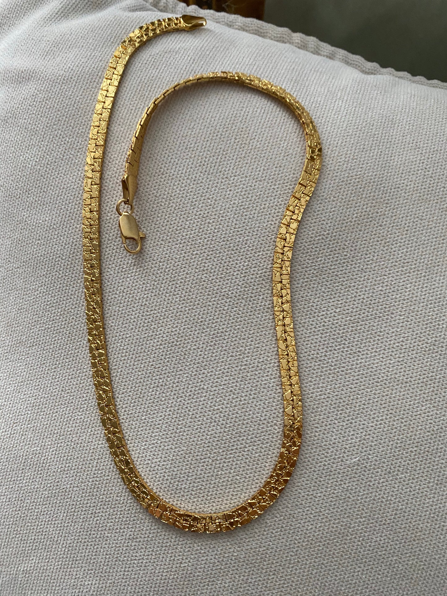 The most perfect gold chain, 1970’s