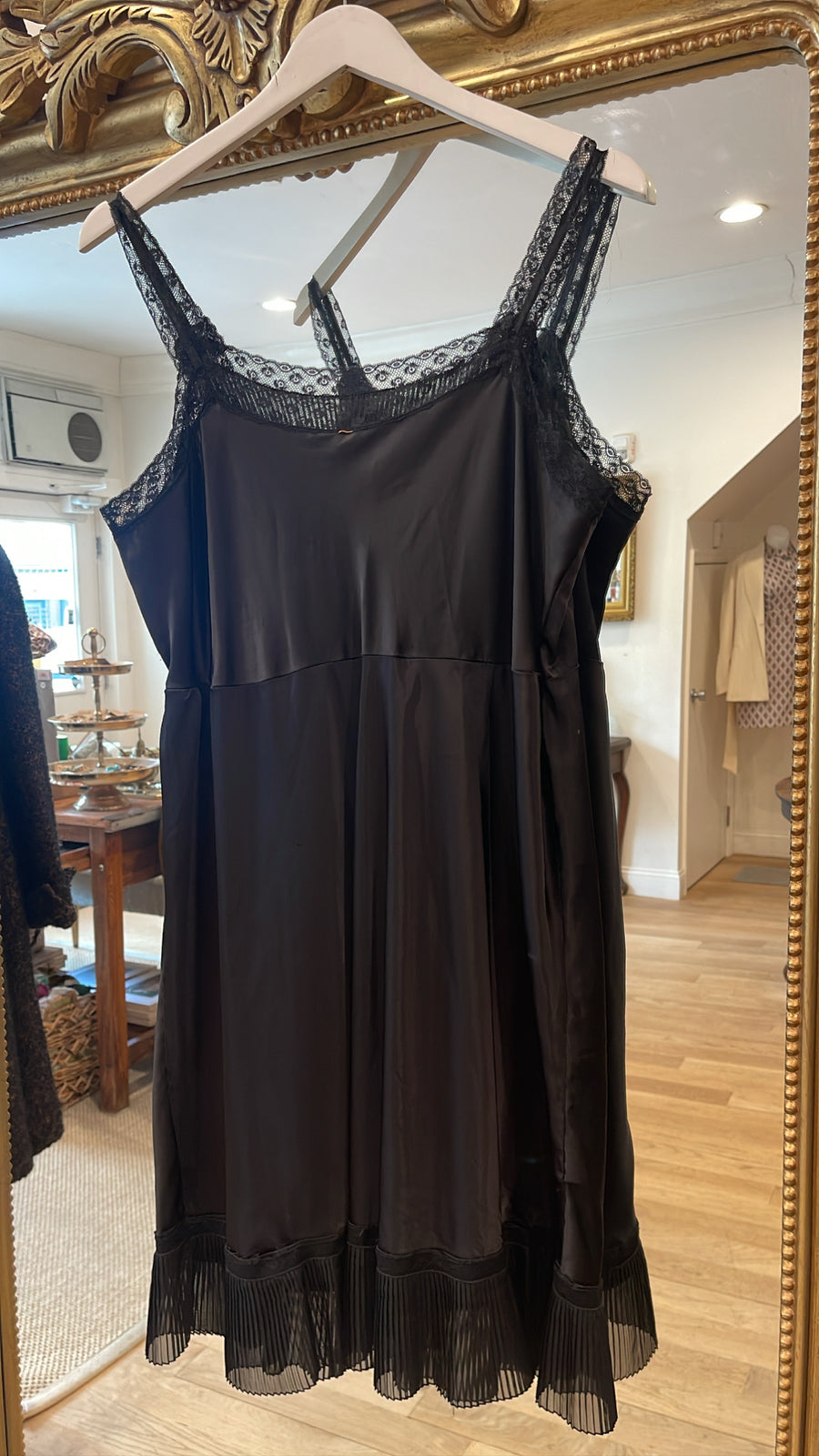 The Pearl Nightie, 1960's, 42" Bust