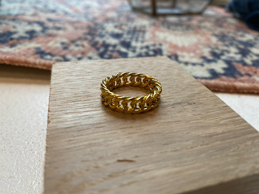 Chain Link Ring