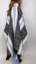 Load image into Gallery viewer, The Petra Cape, 1970's, 19" Shoulders
