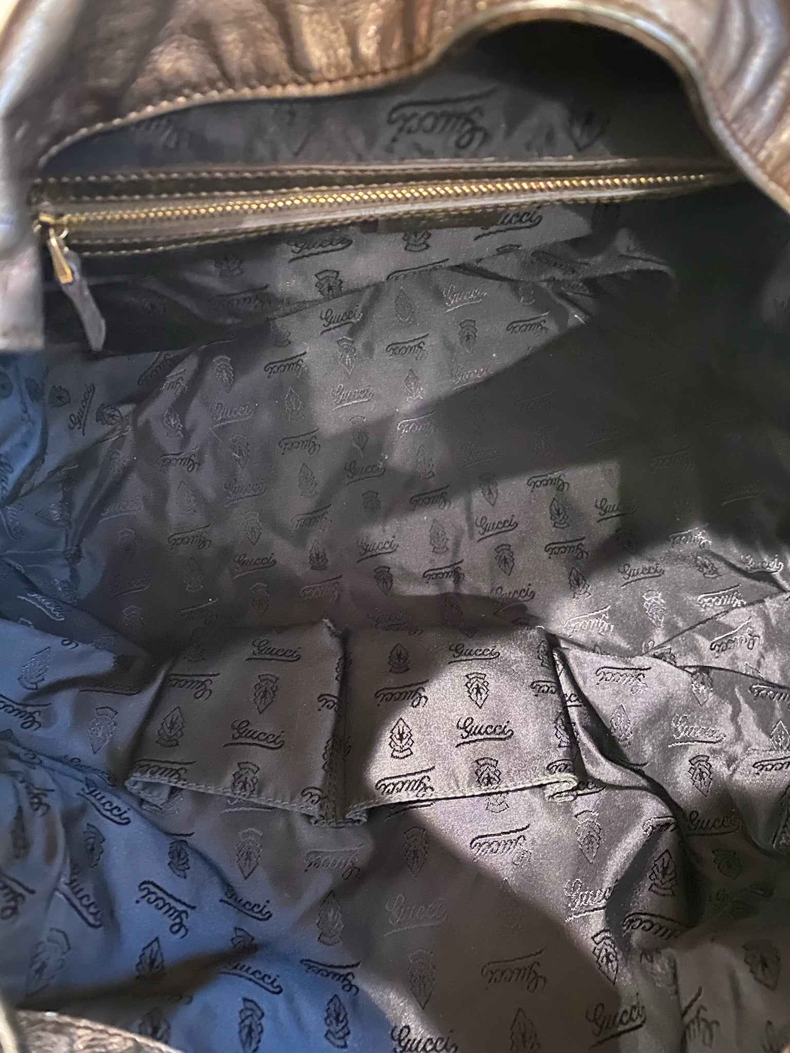 Gucci, Hysteria Fold-over Metallic Hobo Bag, 19 – DamnAgedVintage