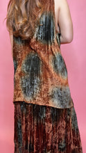 Load image into Gallery viewer, The Kendra Vest, 1970’s, 46” Bust