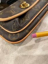 Load image into Gallery viewer, Louis Vuitton Pochette Tikal pouch, 32