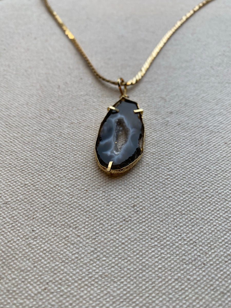 Banded Agate with Druzy Center Necklace