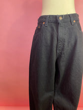 Load image into Gallery viewer, Vintage Levi's