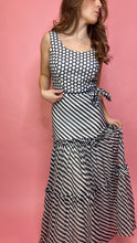 Load image into Gallery viewer, Elegant Miss Dress, 1960’s, 34” Bust