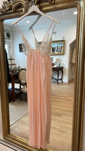Load image into Gallery viewer, The Leah Nightie, 1960's, 36" Bust