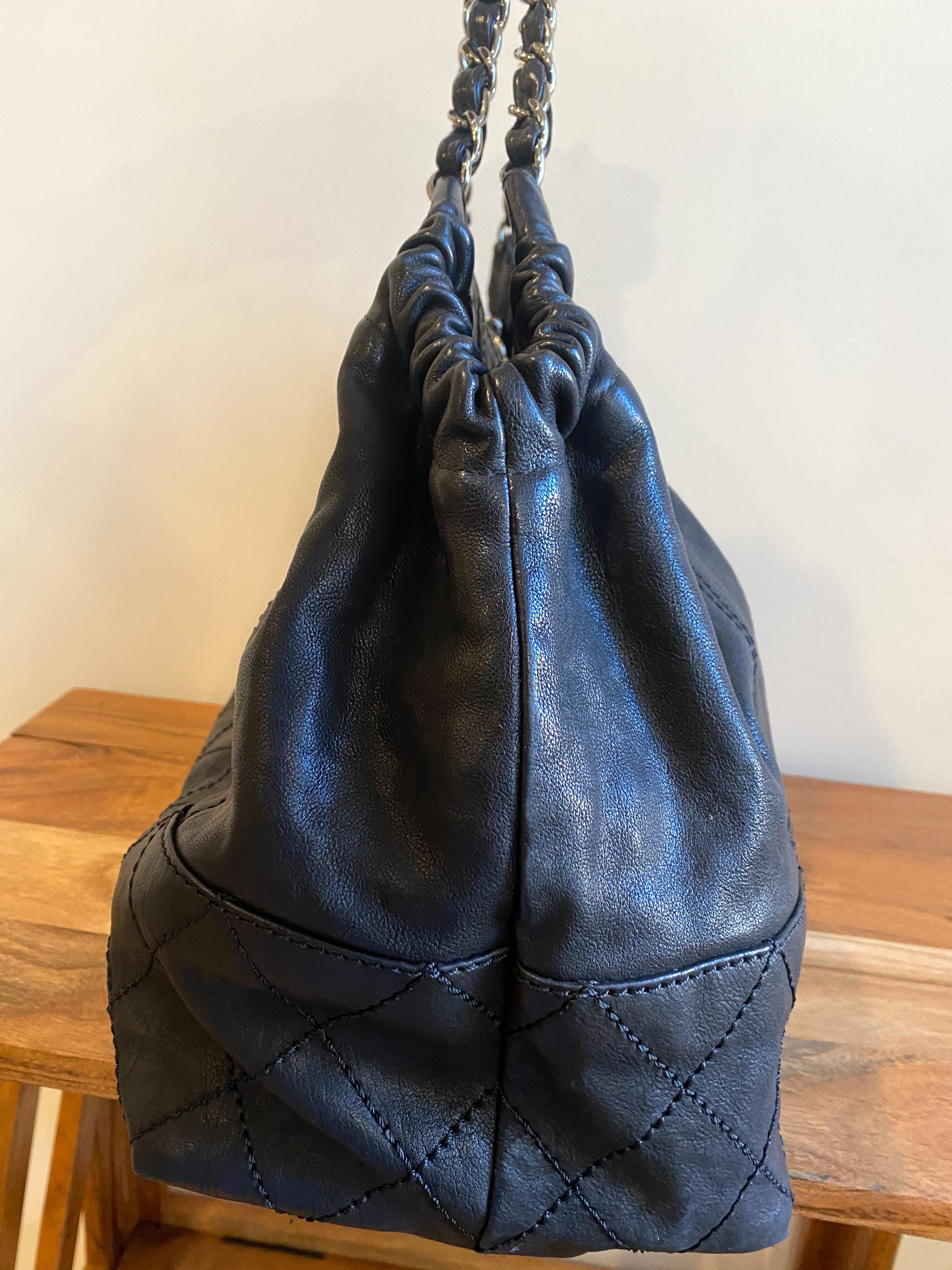 Chanel Hobo Coco Cabas Black Leather Shoulder Bag ref.939480