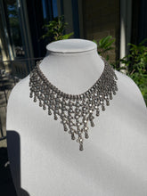 Load image into Gallery viewer, Antique Bib Collar