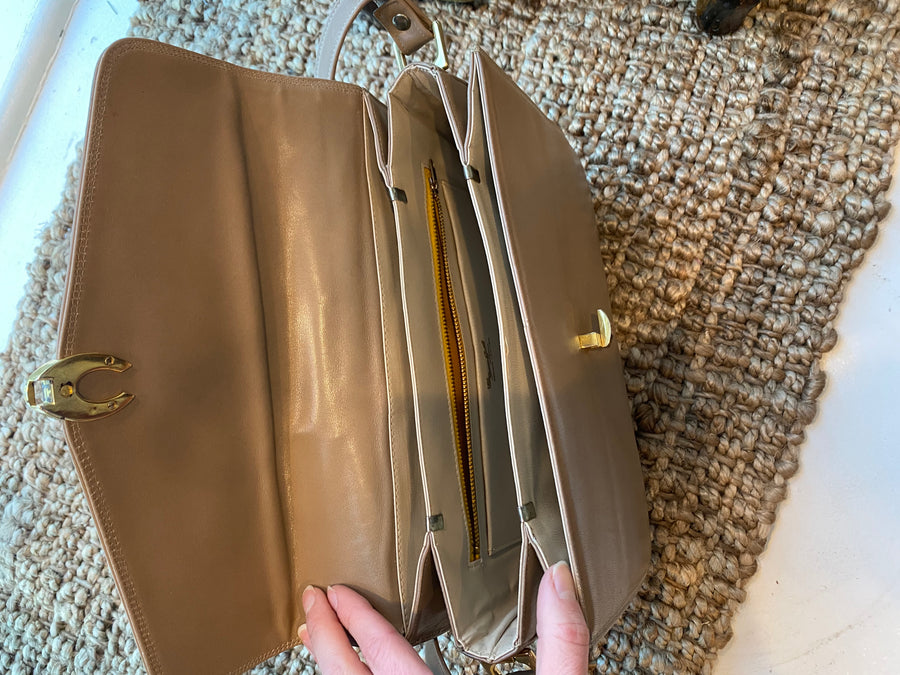 The Everyday Shoulder Bag in Beige