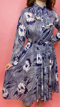 Load image into Gallery viewer, The Posie Dress, 1970's, 36" bust