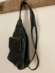 Amazing leather back pack / shoulder bag