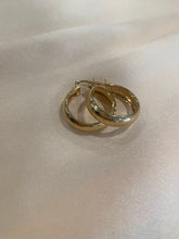 Load image into Gallery viewer, 14k Gold Hoops