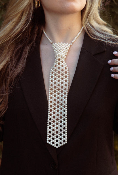 Pearl Tie Necklace, 1980's