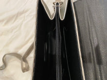 Load image into Gallery viewer, 1970's Silver Stripe Elephant Purse