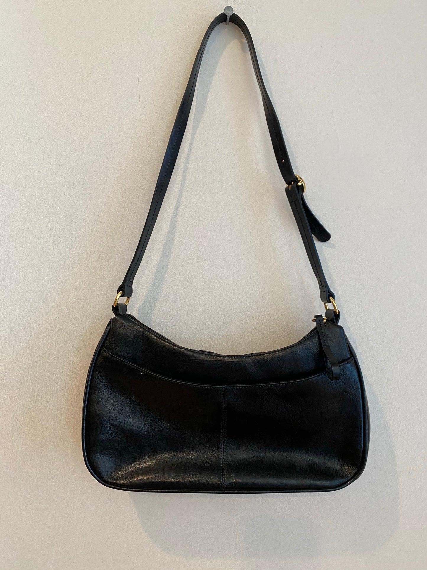 Etienne Aigner Black shoulder purse with genuine leather, 1990's
