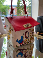 Load image into Gallery viewer, 1960's Bird House Purse