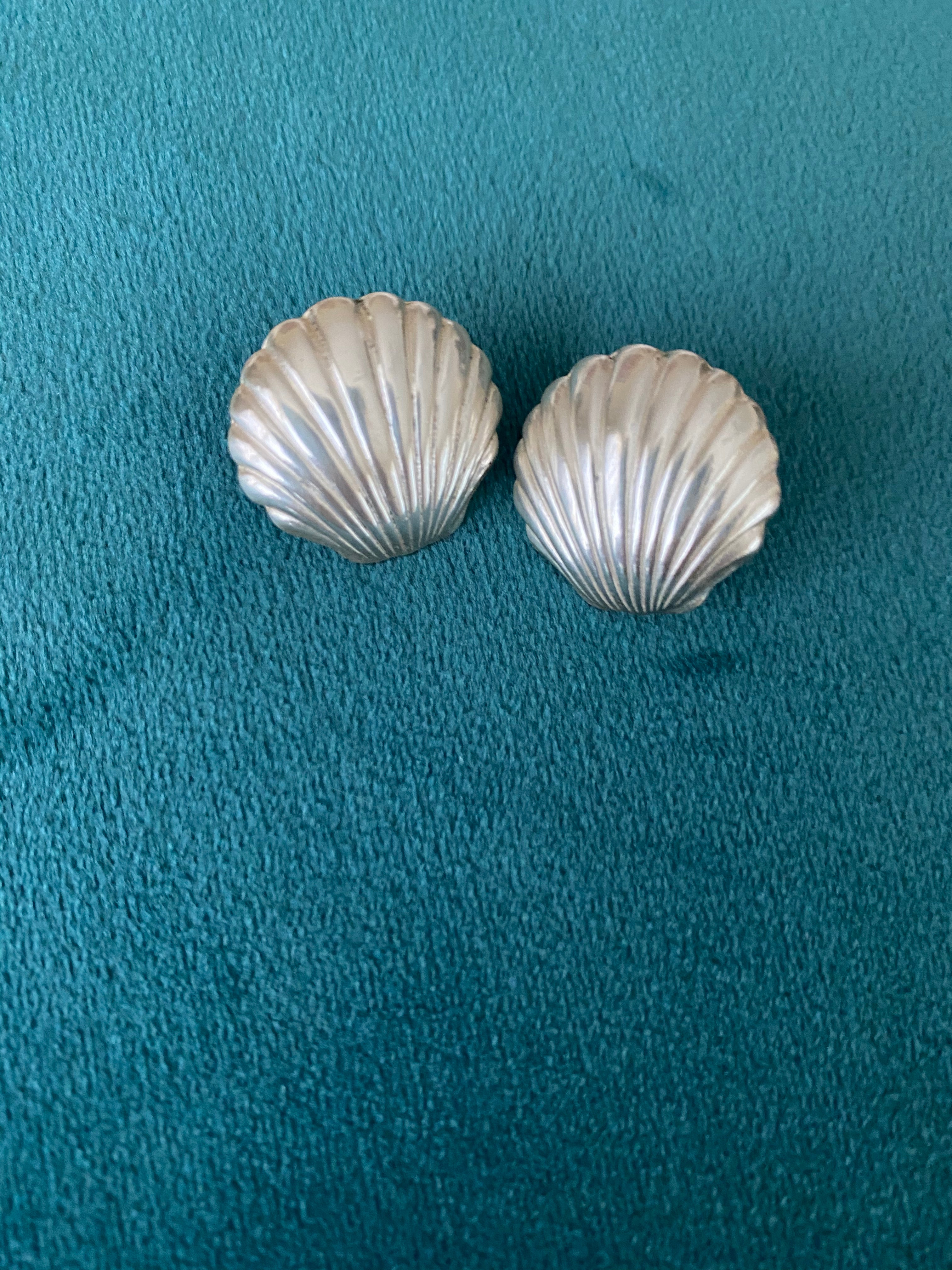 1980’s Shell Earrings