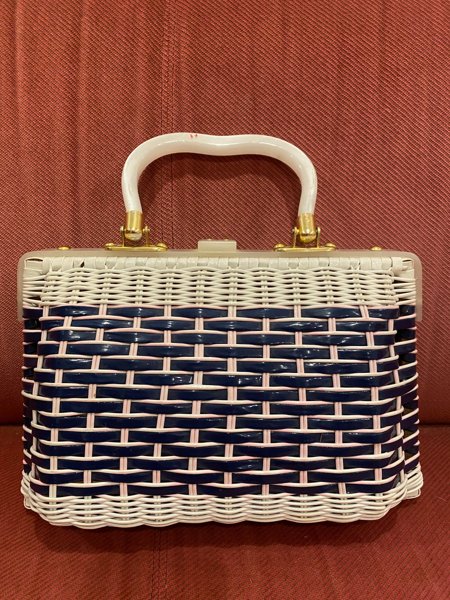 1950's Wicker Beauty