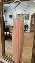 Load image into Gallery viewer, The Leah Nightie, 1960's, 36" Bust