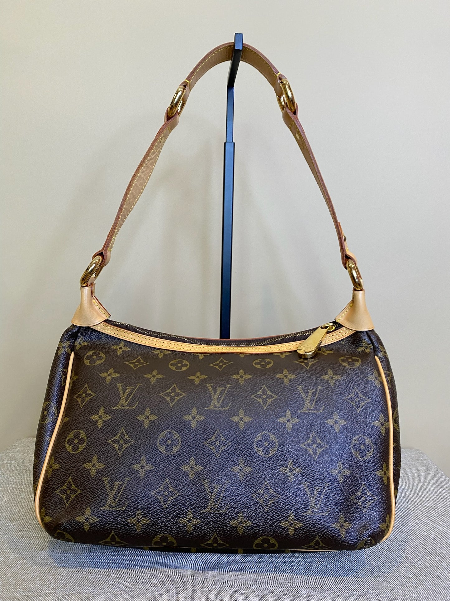 Louis Vuitton, Monogram Tikal GM, 15