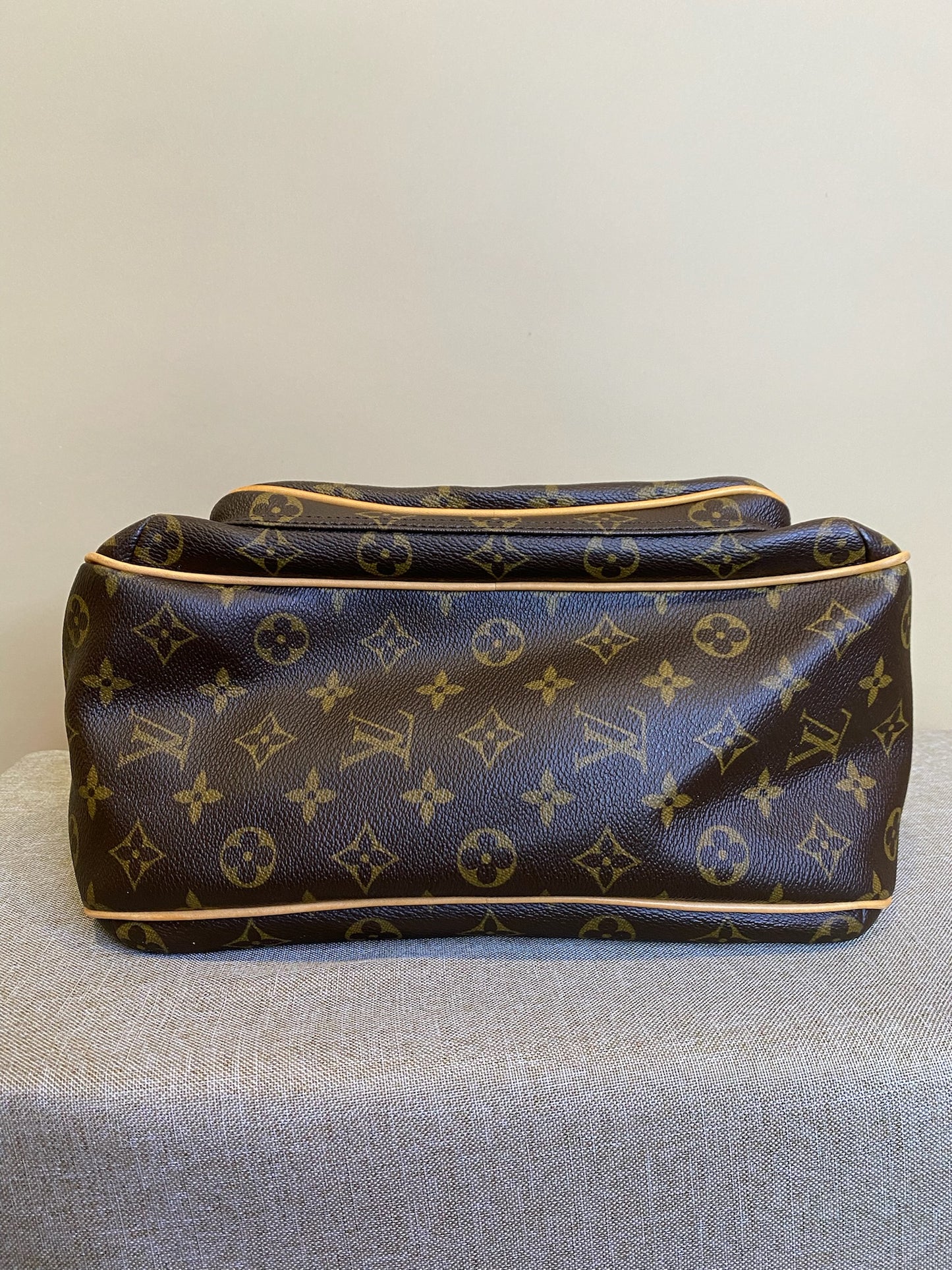 Louis Vuitton, Monogram Tikal GM, 15