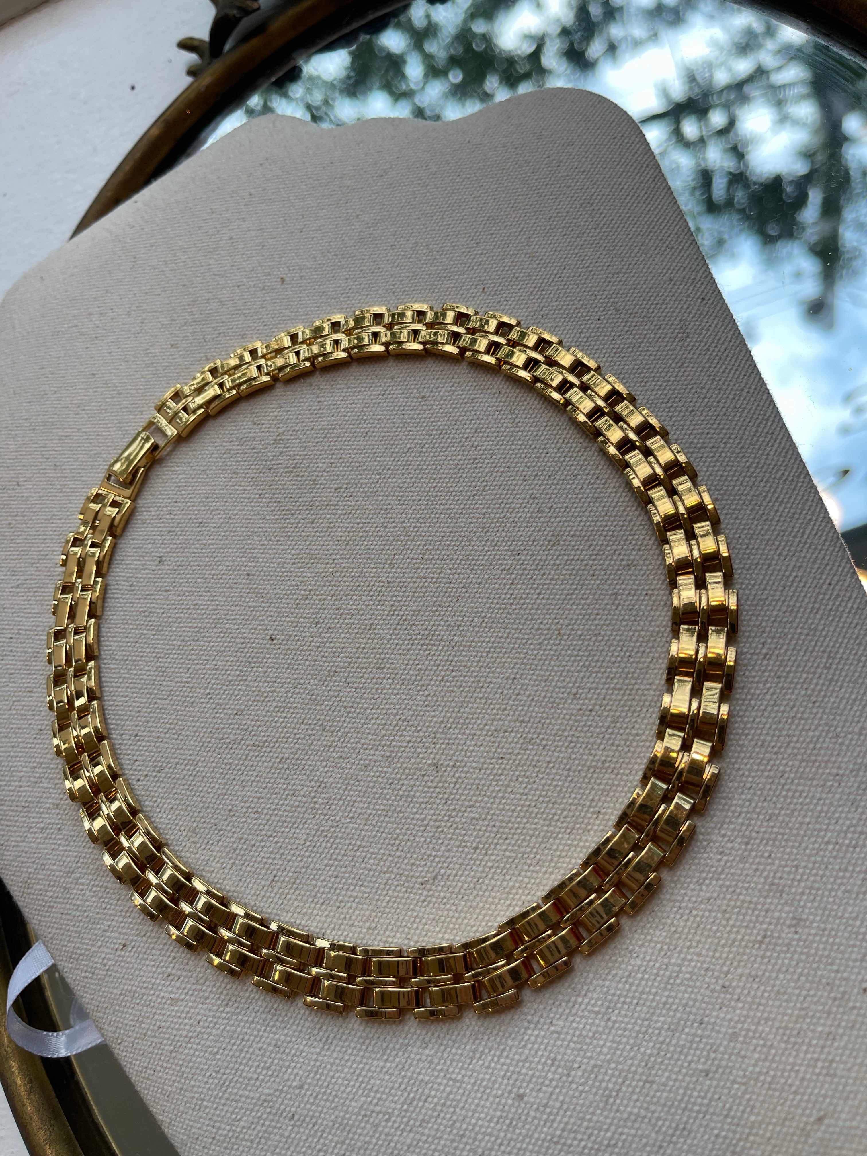 Gold Link Choker, 1970s