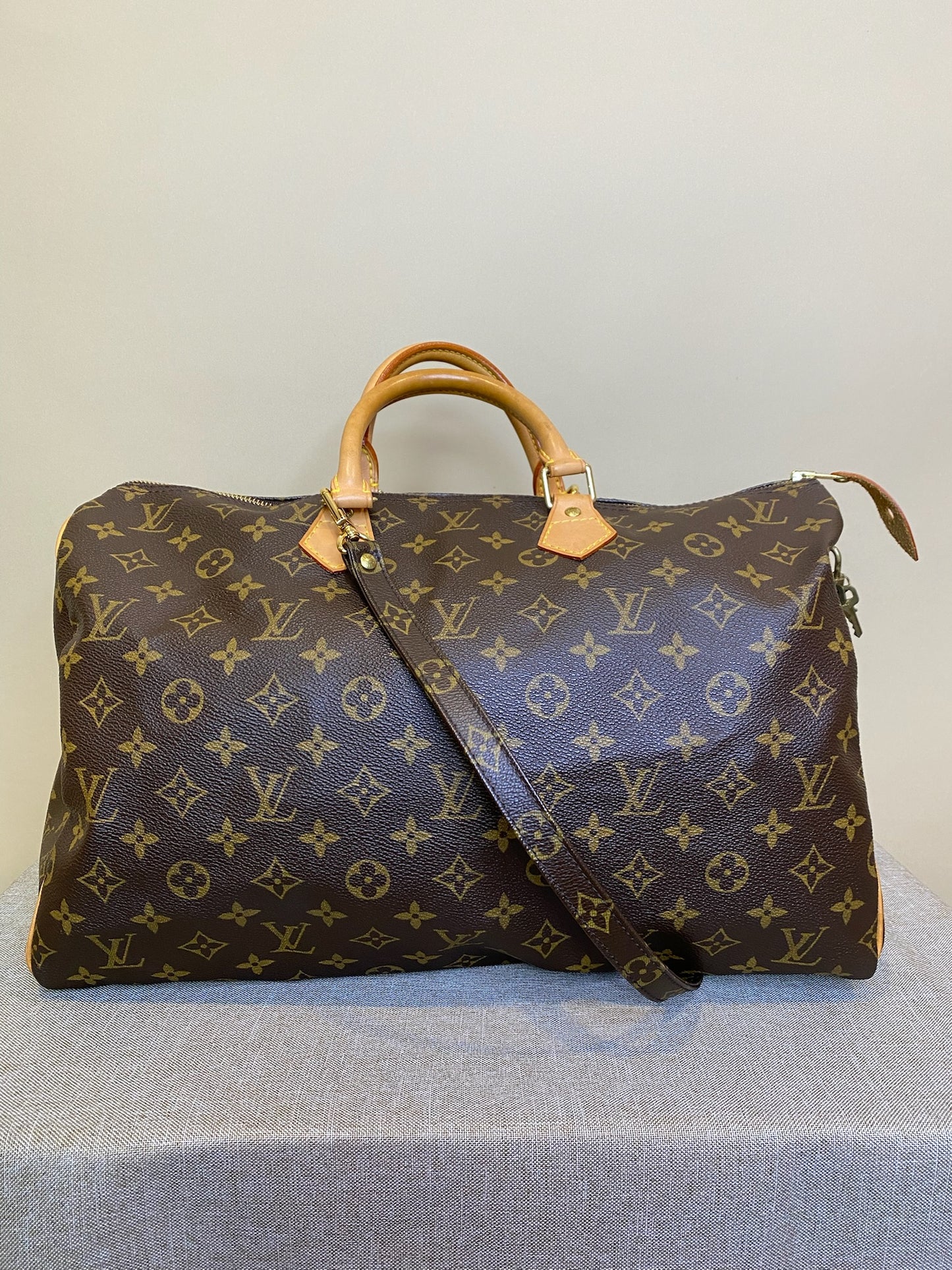 Louis Vuitton Speedy 40 Monogram, 4