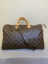 Load image into Gallery viewer, Louis Vuitton Speedy 40 Monogram, 4