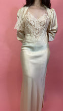 Load image into Gallery viewer, The Jeanie Nightie, 1970's, 34" Bust