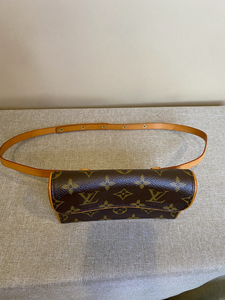 Louis Vuitton, Monogram Florentine Pochette, 30