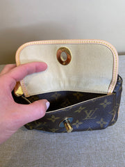 Louis Vuitton Pochette Tikal pouch, 32