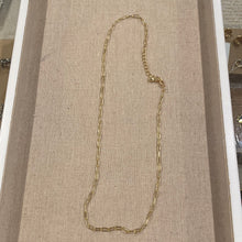 Load image into Gallery viewer, Paper clip chain