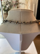 Load image into Gallery viewer, Antique Bib Collar