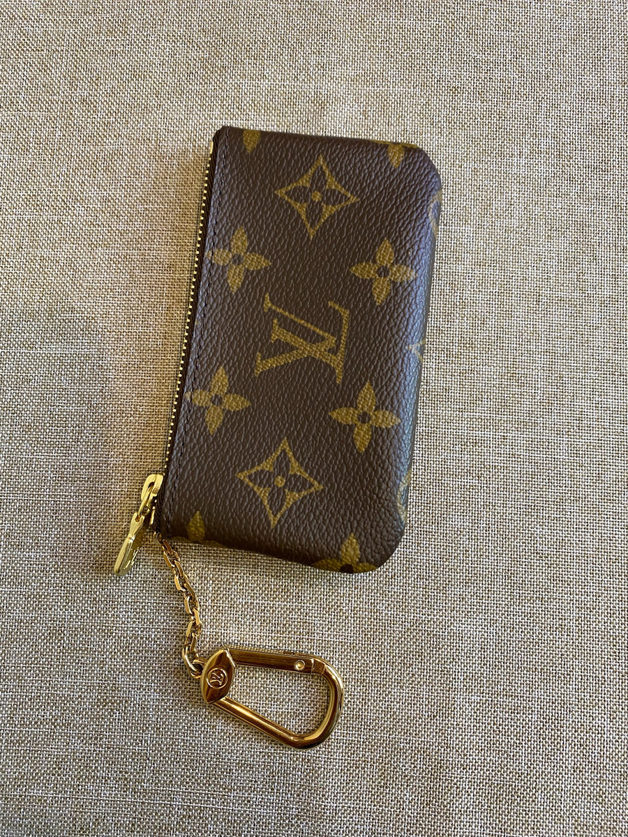 Louis Vuitton Monogram Key Pouch , 39