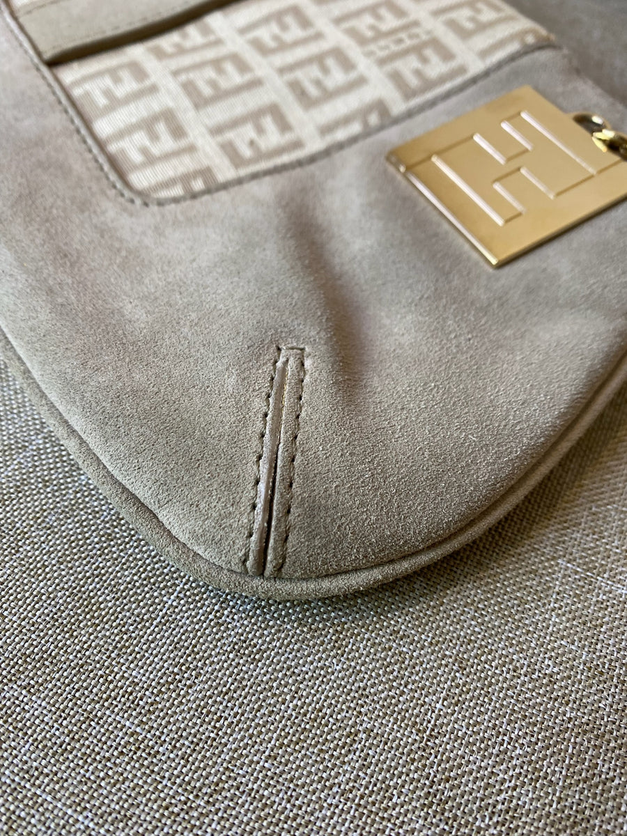 Fendi, Zucchino Suede Pochette, 21