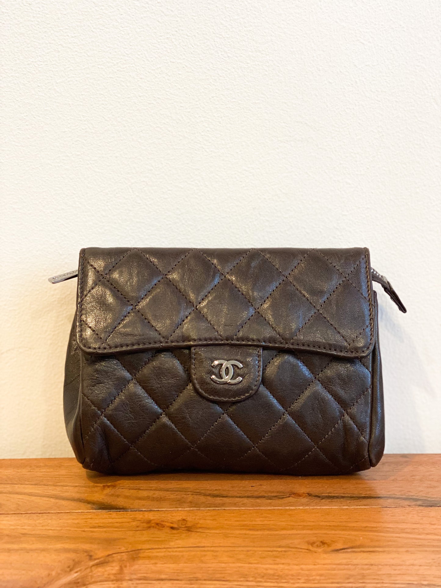 CHANEL Caviar Quilted Cosmetic Case Black 1300891