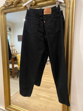 Load image into Gallery viewer, Vintage Levi's