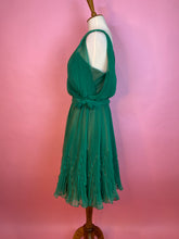 Load image into Gallery viewer, The Ivy Dress, 1950's, 36" Bust