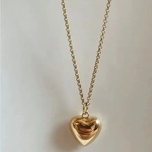 Load image into Gallery viewer, Puffy Heart Necklace