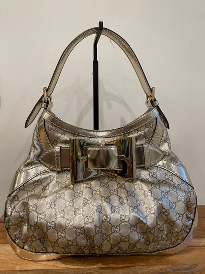 Gucci Hobo Queen Bow Gold Guccisimma Shoulder Bag – Priscilla Posh